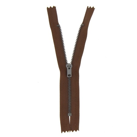 Fermeture spéciale pantalon