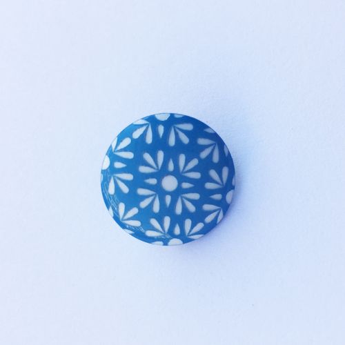 Bouton fantaisie 18 mm bleu fleur